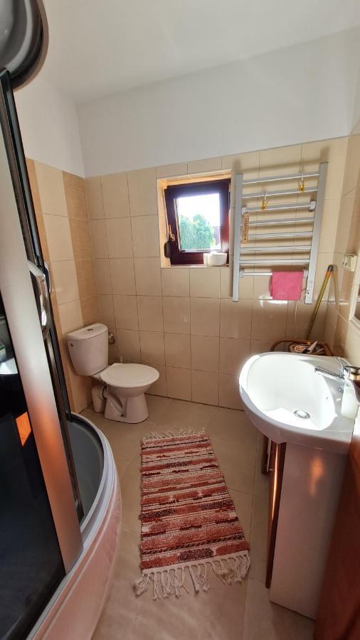 Domcek U Babky Villa ลิฟตอฟสกีมิคูลาช ภายนอก รูปภาพ